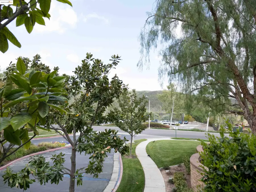 4464 Owens St  #104, Corona, CA 92883 - Image #3