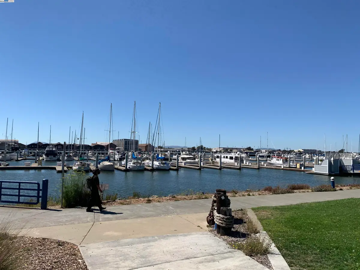 25 Burnham st, Vallejo, CA 94590 - #1