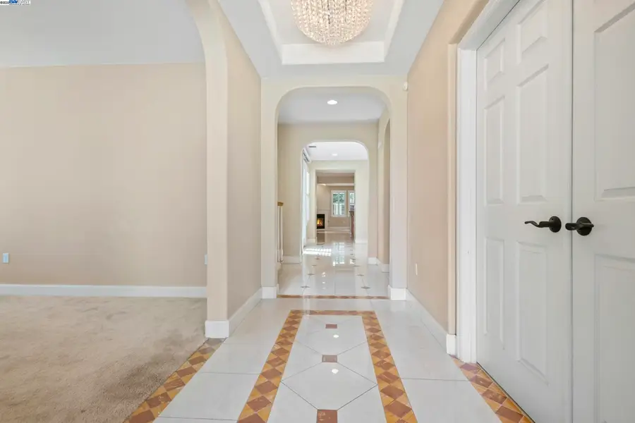 2004 Lagoon Rd, Pleasanton, CA 94566 - Image #3