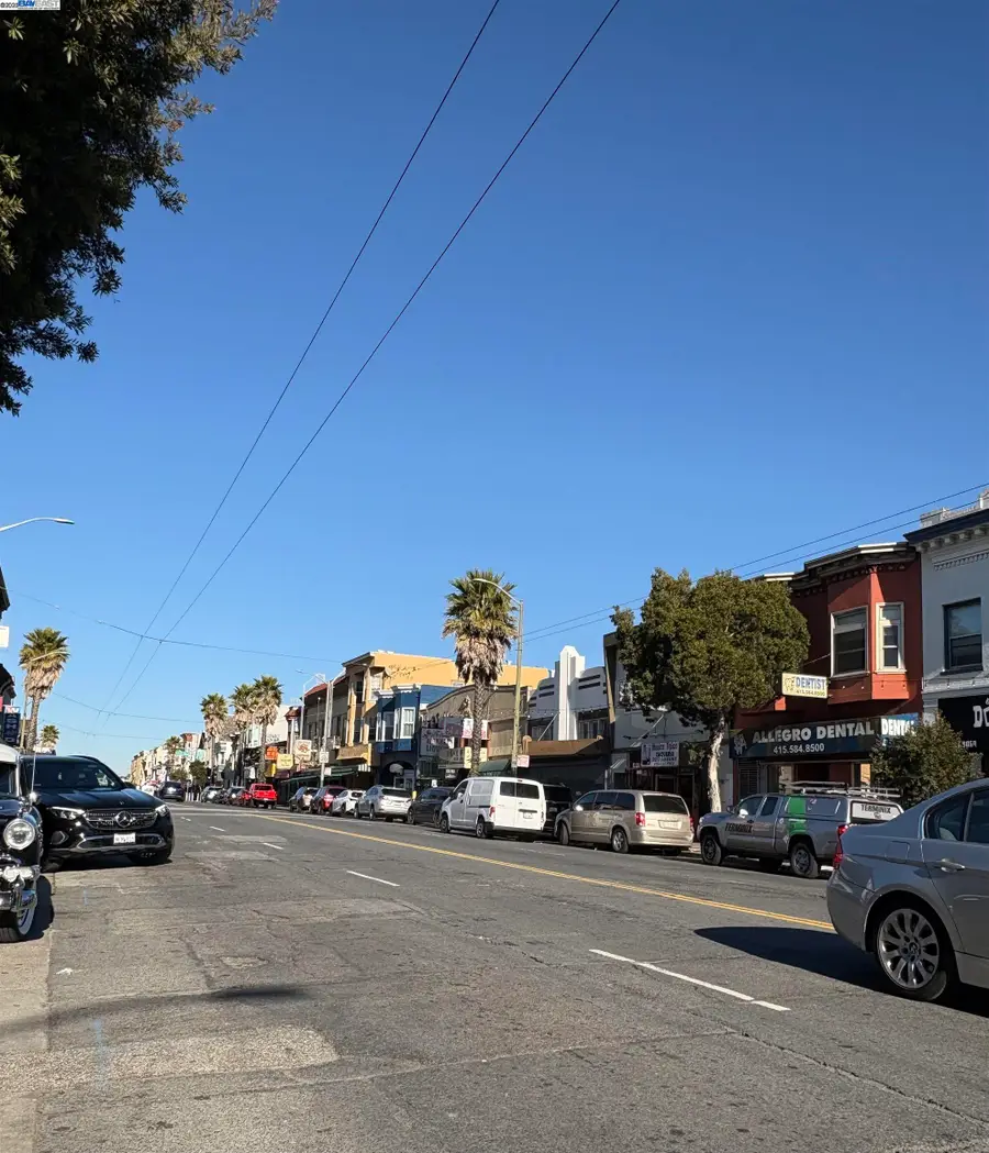 4592-4594 Mission St, San Francisco, CA 94112 - #2