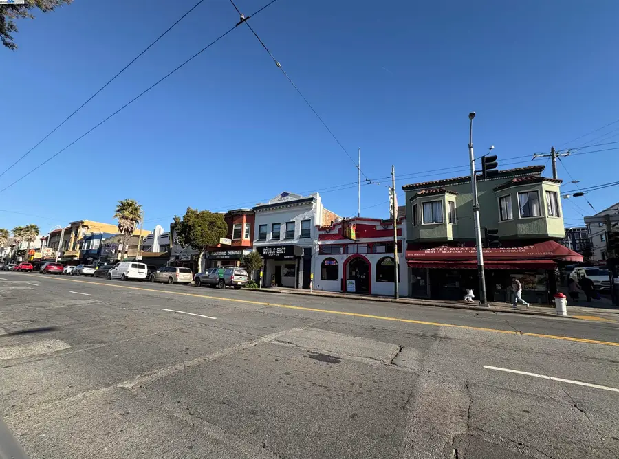 4592-4594 Mission St, San Francisco, CA 94112 - #3