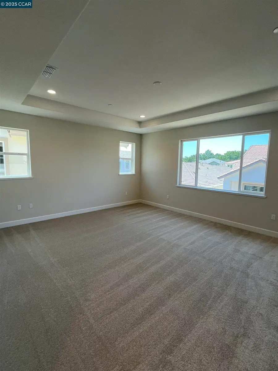 2726 Moonflower Street, West Sacramento, CA 95691 - Image #3