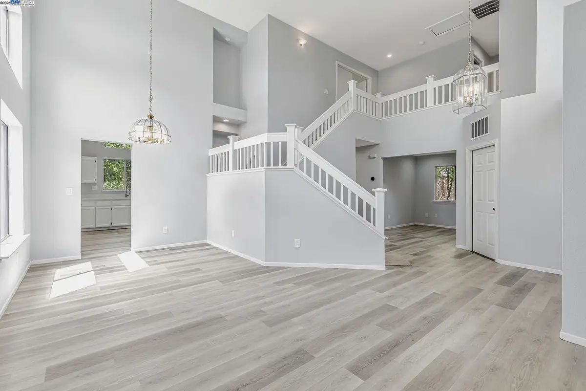 5132 Pioneer Way, Antioch, CA 94531 - Image #1