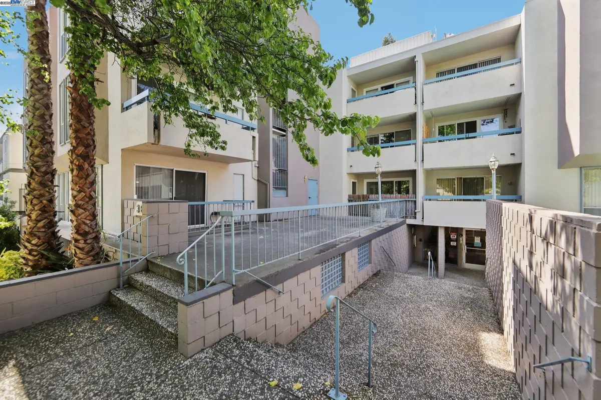 385 Jayne Avenue  #205, Oakland, CA 94610 - #1