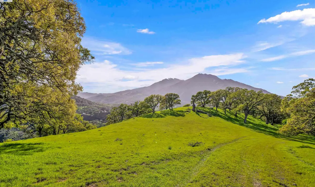 3300 Bragdon Way, Clayton, CA 94517 - Image #1