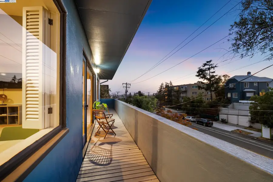 5936 BROADWAY, Oakland, CA 94618 - Image #2