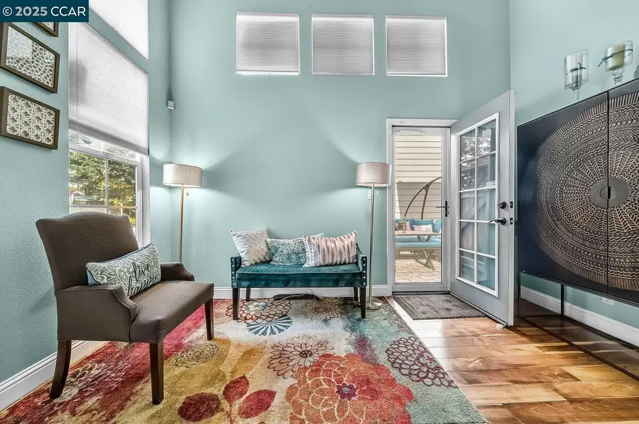 22 Village Square Pl, Pleasant Hill, CA 94523 - Image #3