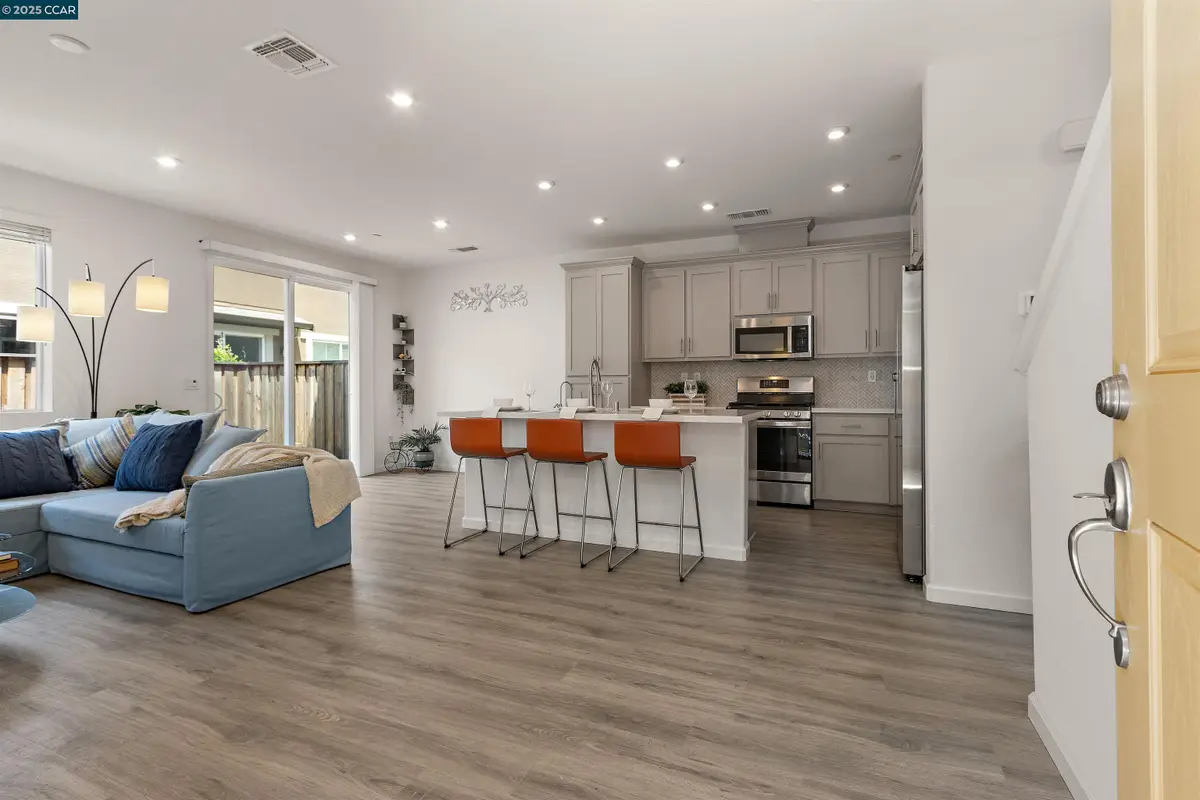 28 Springbrook Ln, Pittsburg, CA 94565 - #1