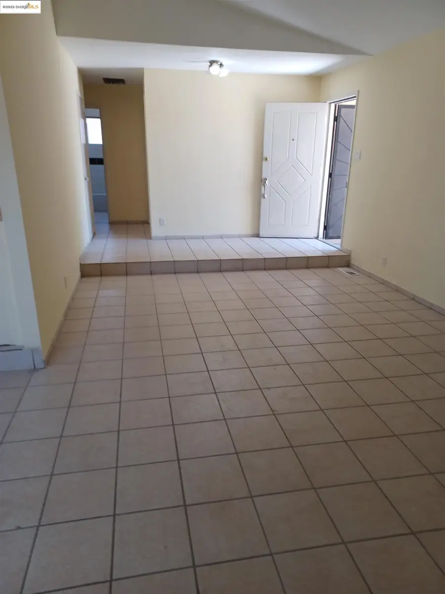 3163 Francisco Way, Antioch, CA 94509 - Image #2