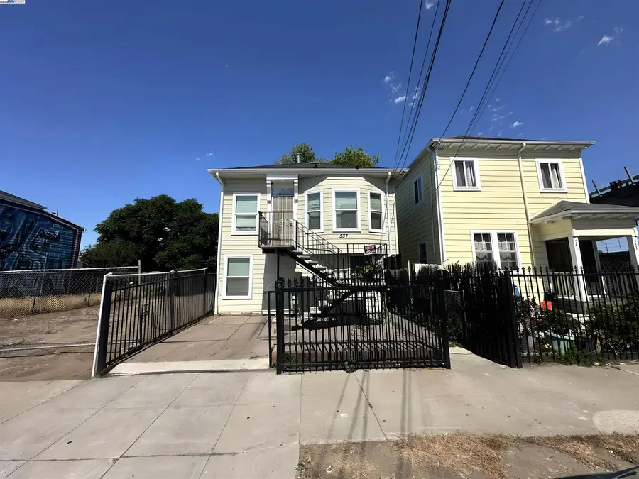537 Chester St, Oakland, CA 94607 - #2