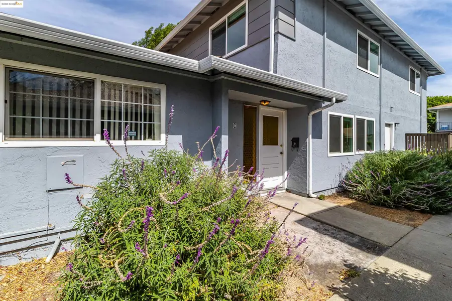 1064 Mohr Ln  #C, Concord, CA 94518 - Image #3