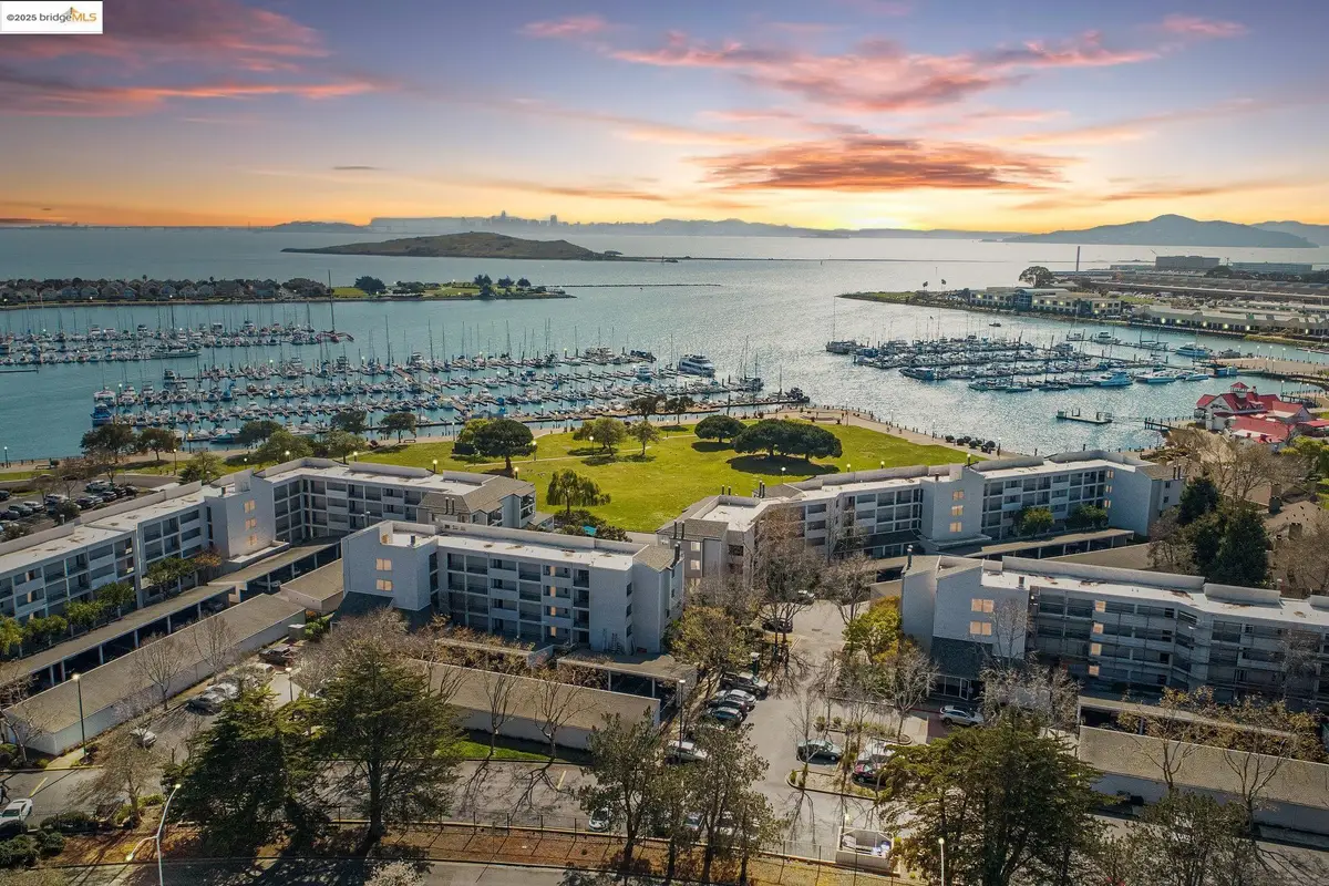 1205 Melville Sq  #304, Richmond, CA 94804 - #1