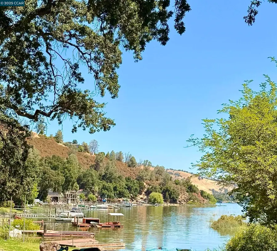 5935 Sunrise Ct, Lower Lake, CA 95457 - Image #2