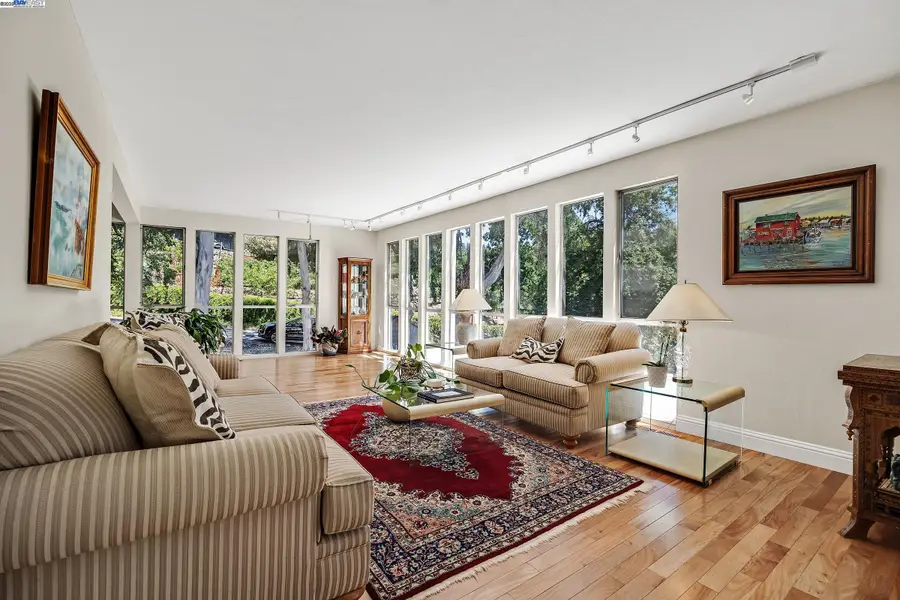 1923 Green Valley Rd, Alamo, CA 94507 - Image #3