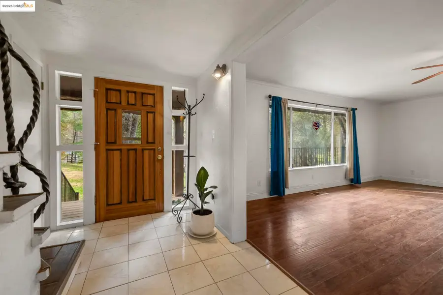 21550 Phoenix Lake Rd, Sonora, CA 95370 - Image #3