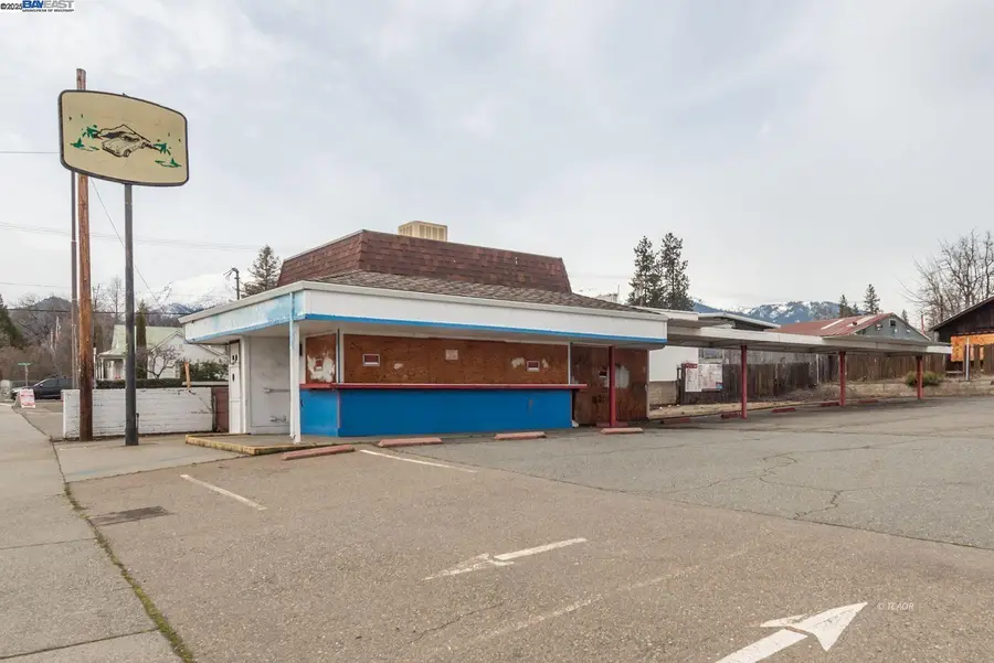 1081 Main St., Weaverville, CA 96093 - Image #2
