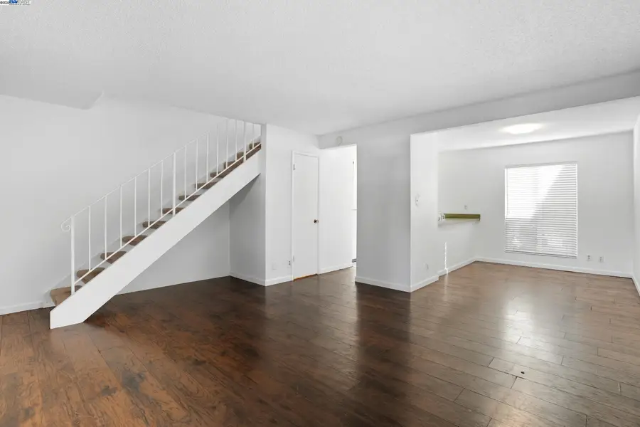 2067 Olivera Rd  #B, Concord, CA 94520 - Image #3