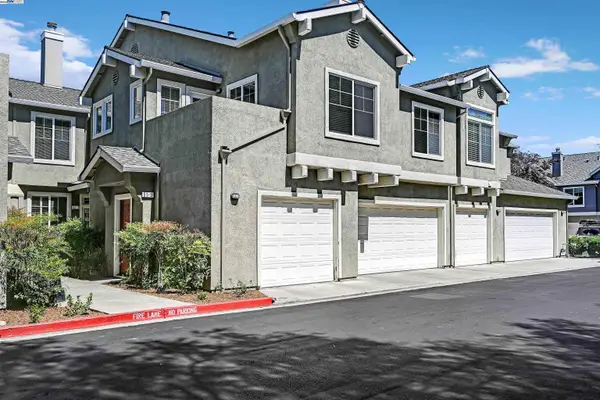 51 Bellington Cmn  #8, LIVERMORE, CA 94551