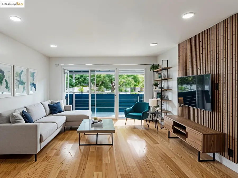 2209 Otis Dr  #L, Alameda, CA 94501 - Image #3