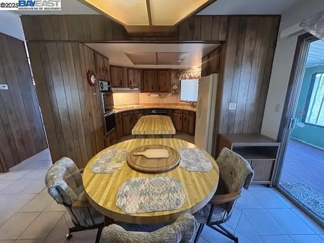 29133 De La Cruz Road, Hayward, CA 94544 - #2