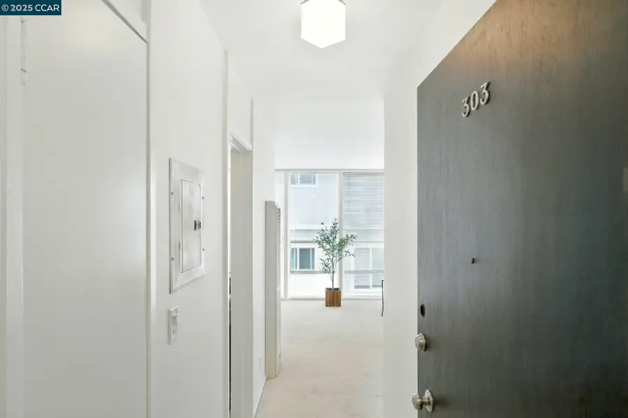 193 Montecito  #303, Oakland, CA 94610 - Image #3