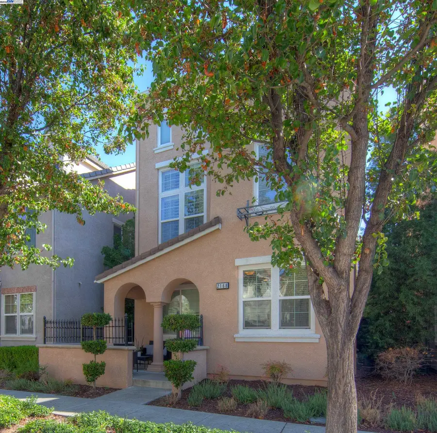 2168 Wellington Dr, Tracy, CA 95376 - Image #2