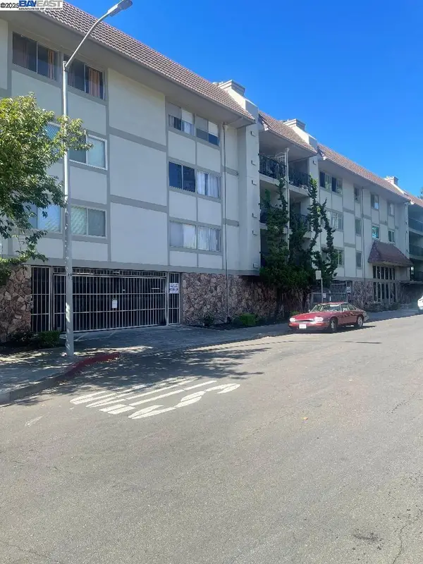 400 Davis  #301, SAN LEANDRO, CA 94577