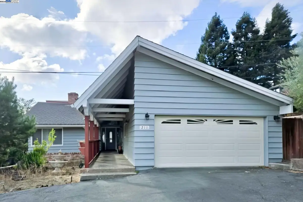 211 Amend Ct, El Sobrante, CA 94803 - Image #1