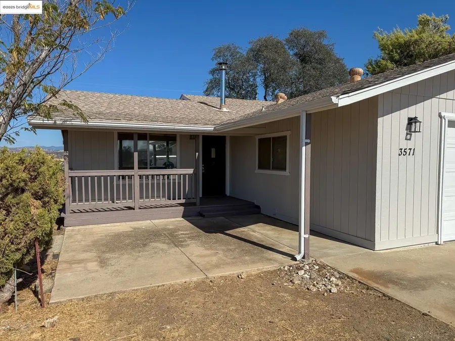 3571 Signal Hill Trl, Copperopolis, CA 95228 - Image #2