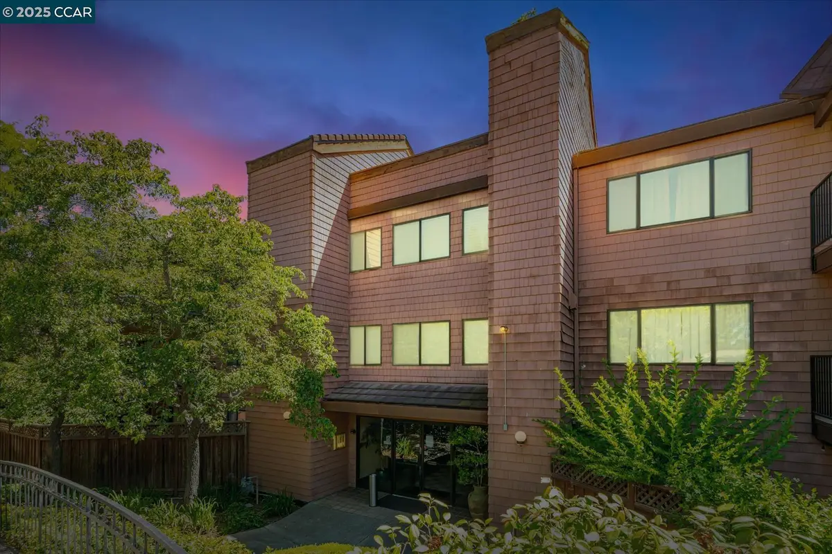 25676 University Ct  #323, Hayward, CA 94542 - Image #1