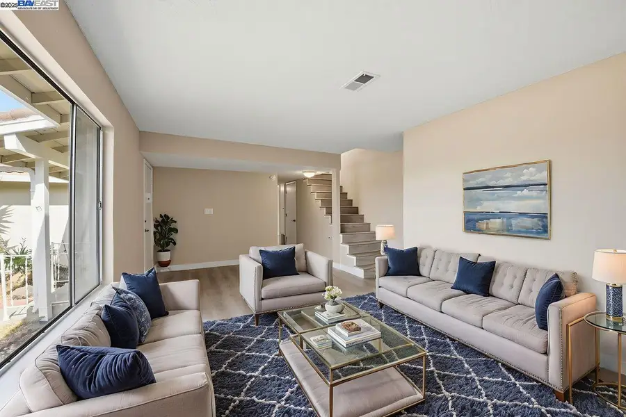 14544 Tiburon Rd, San Leandro, CA 94577 - Image #2