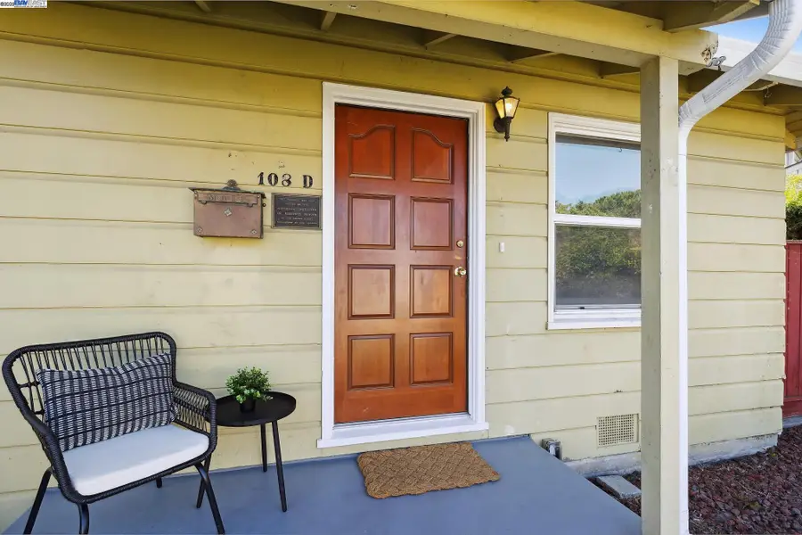 108 Cypress St  #D, Alameda, CA 94501 - Image #3