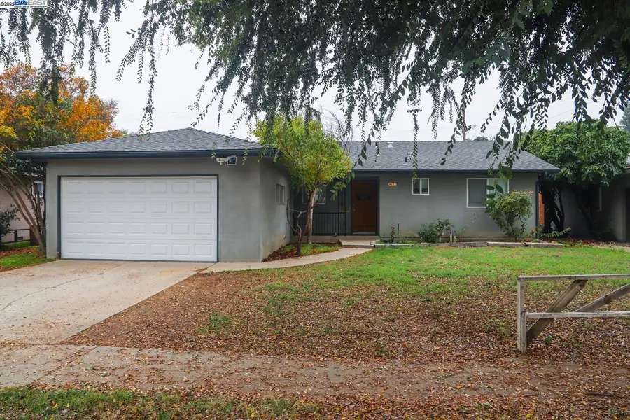 4295 Archie Avenue, Fresno, CA 93726 - Image #2