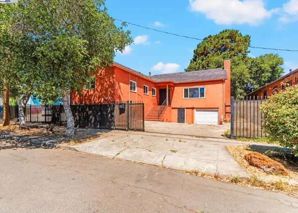 1015 82Nd Ave, OAKLAND, CA 94621