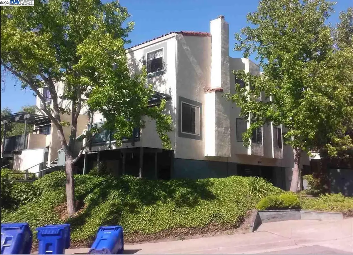 1704 Dalessi Dr, Pinole, CA 94564 - #1