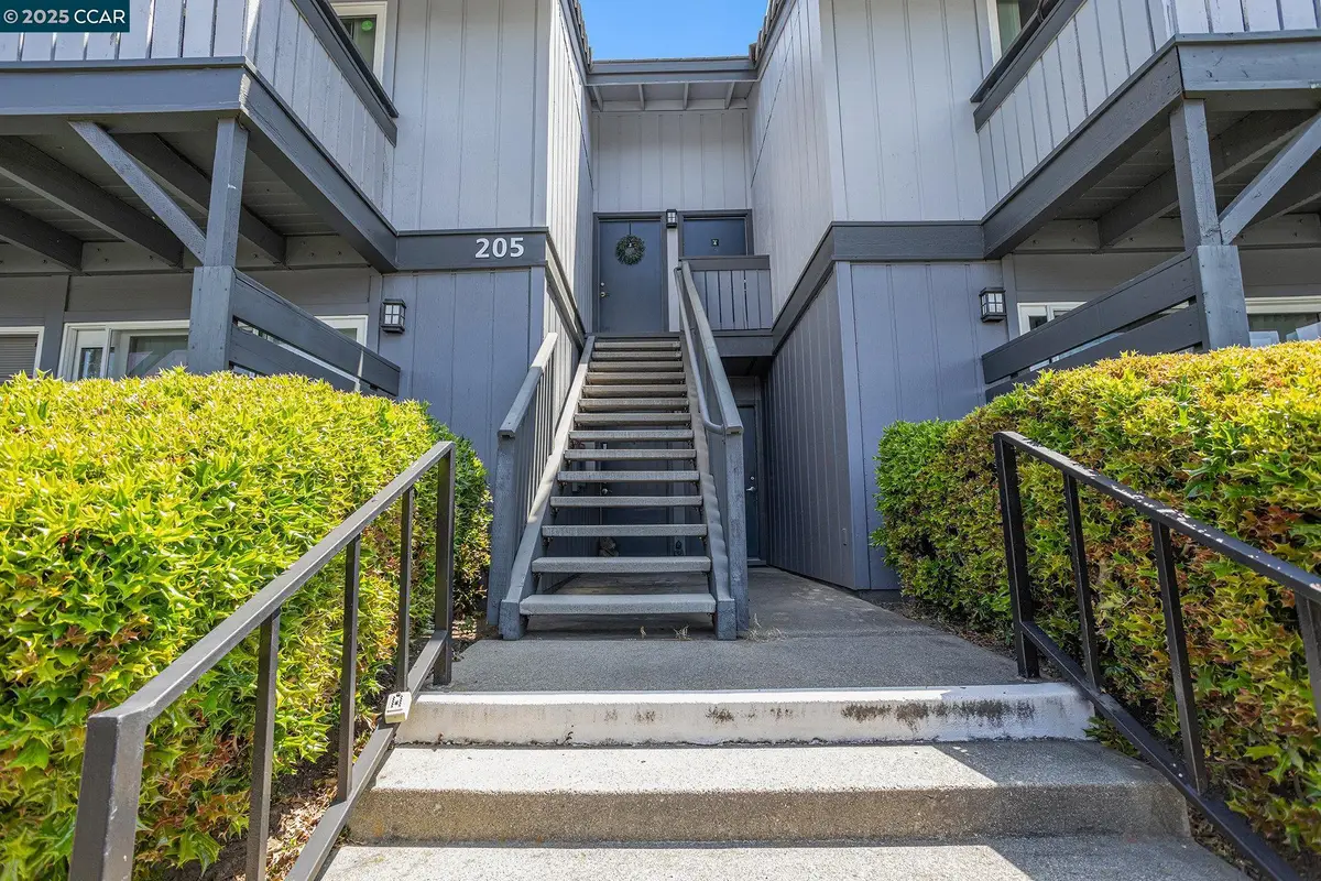 205 Masters Ct  #3, Walnut Creek, CA 94598 - Image #1