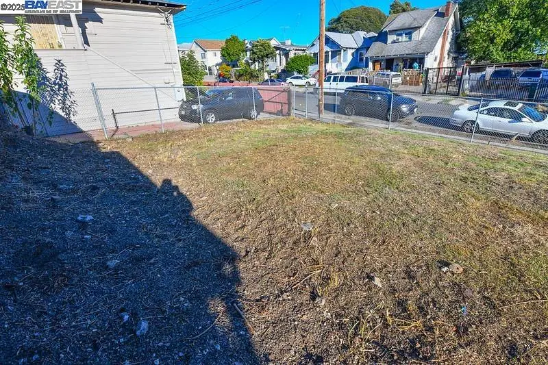 2409 25Th Ave, Oakland, CA 94601 - #2