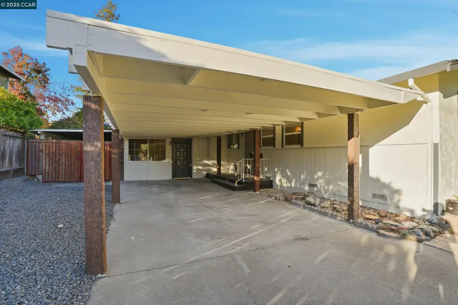 28 Temple Ct, Pacheco, CA 94553 - Image #3