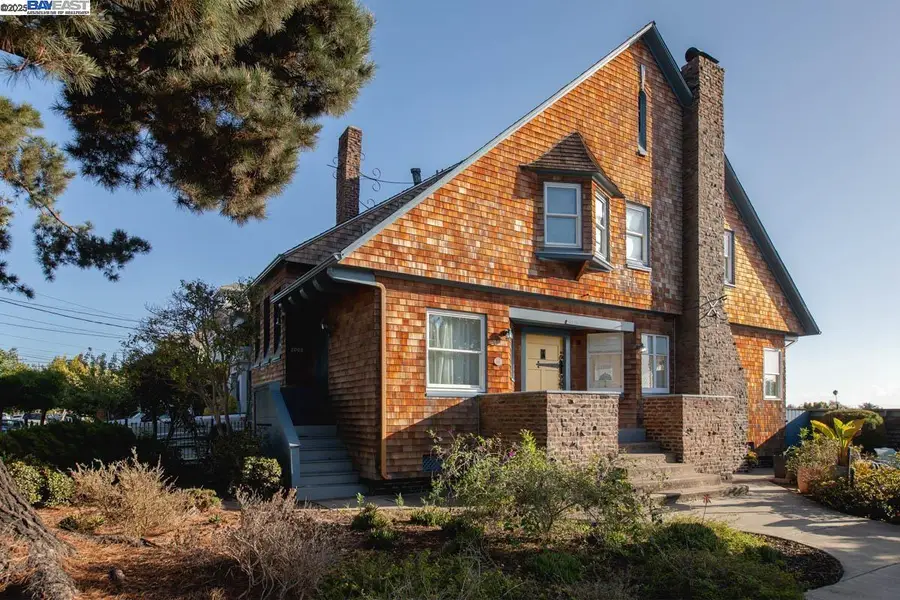 2000 Clinton Ave, Alameda, CA 94501 - #2