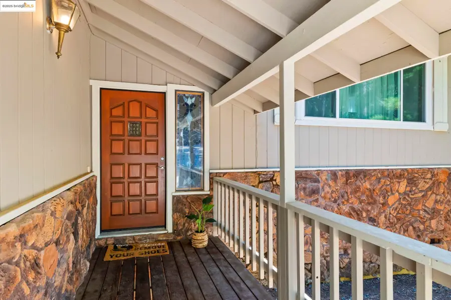 24725 Prospector Dr, Mi Wuk Village, CA 95346 - Image #3