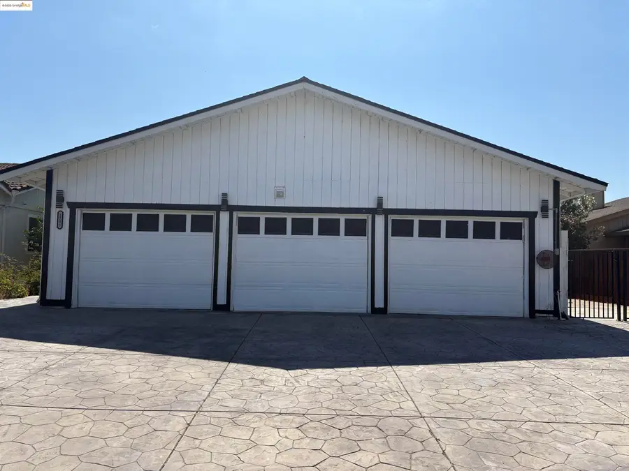 1205 Beach Ct, Discovery Bay, CA 94505 - Image #2