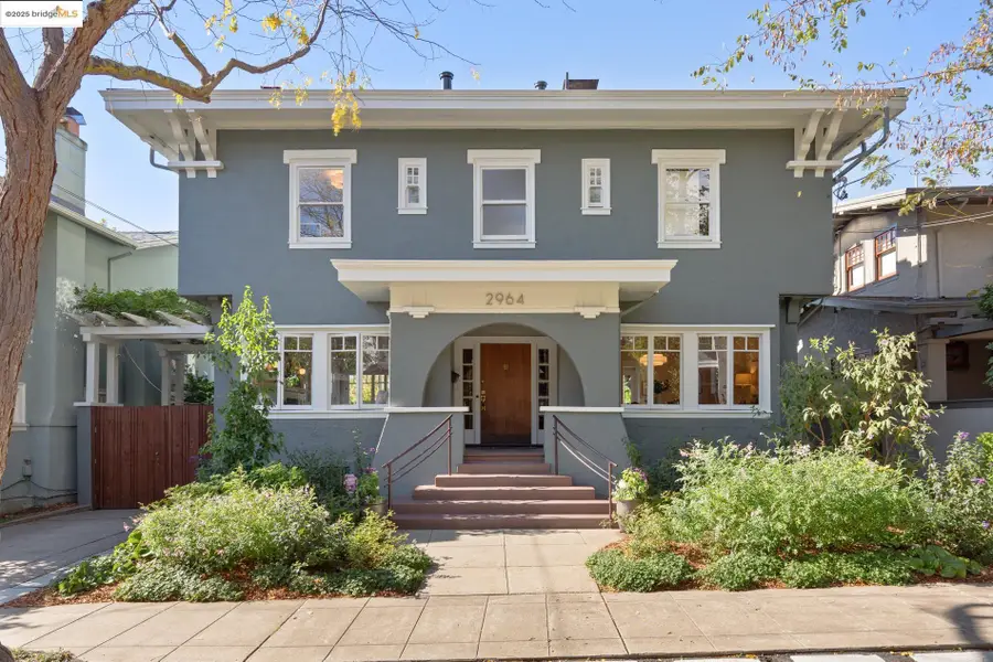 2964 Magnolia St, Berkeley, CA 94705 - Image #2