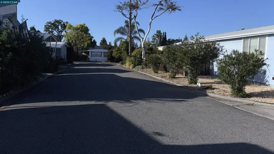 246 El Bosque Dr, San Jose, CA 95134 - Image #2