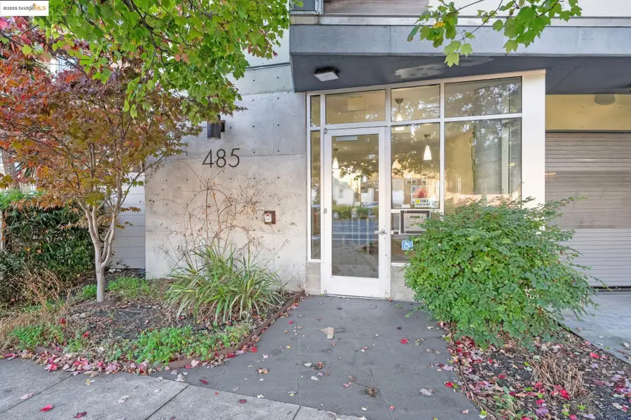 485 Macarthur Blvd  #407, Oakland, CA 94609 - #2