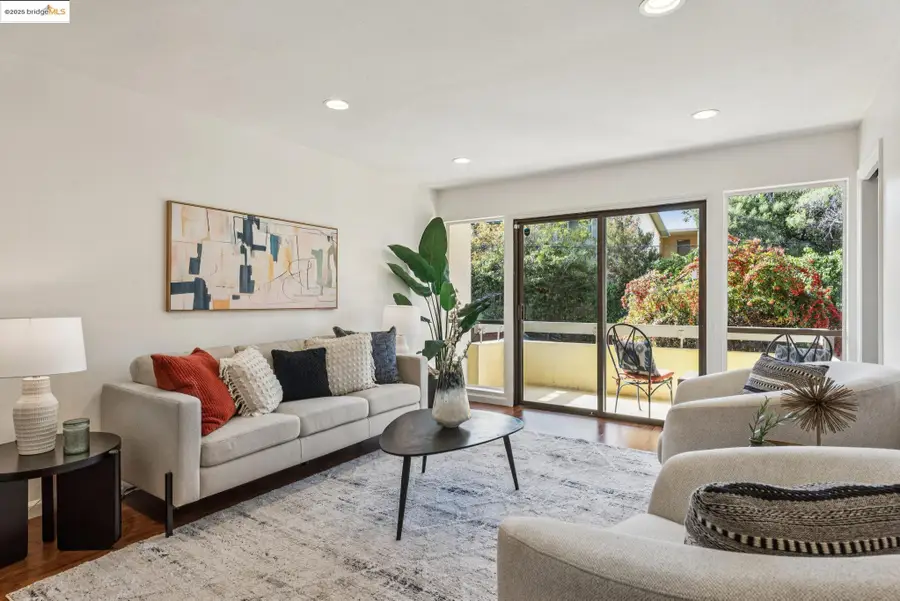 651 Oakland Ave  #1E, Oakland, CA 94611 - Image #2