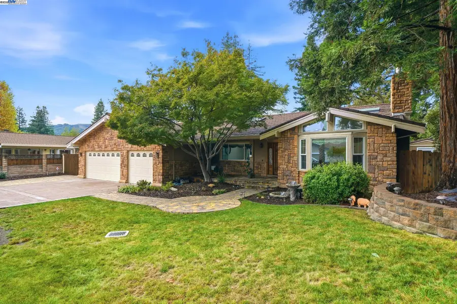 554 Freitas Rd, Danville, CA 94526 - Image #3