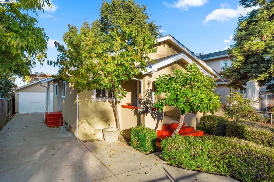 2825 Marlborough Avenue, Redwood City, CA 94063 - Image #2