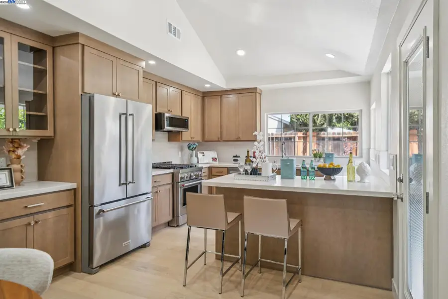 1601 Ruth Dr, Pleasant Hill, CA 94523 - Image #2