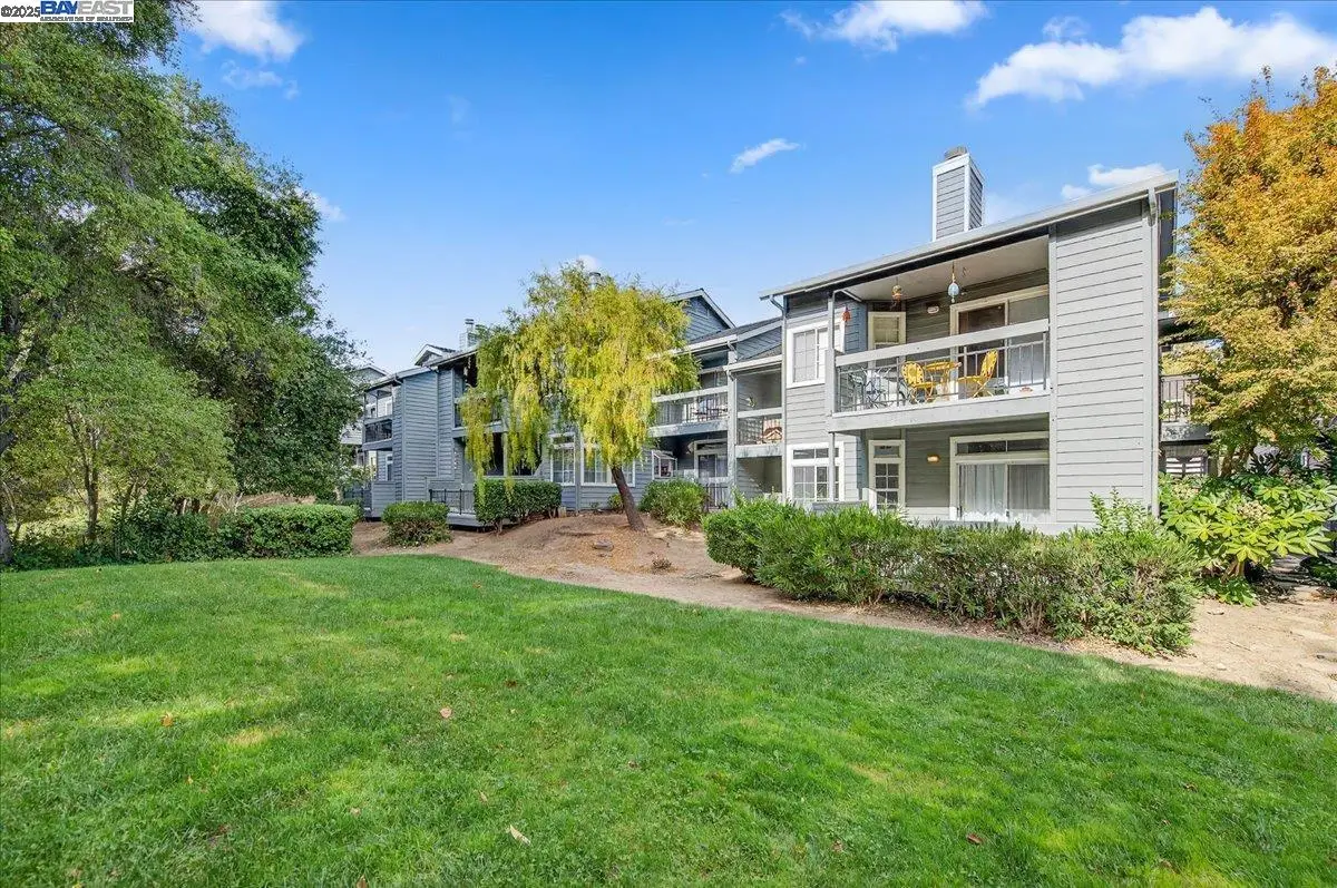 7875 Canyon Meadow Cir  #C, Pleasanton, CA 94588 - Image #1