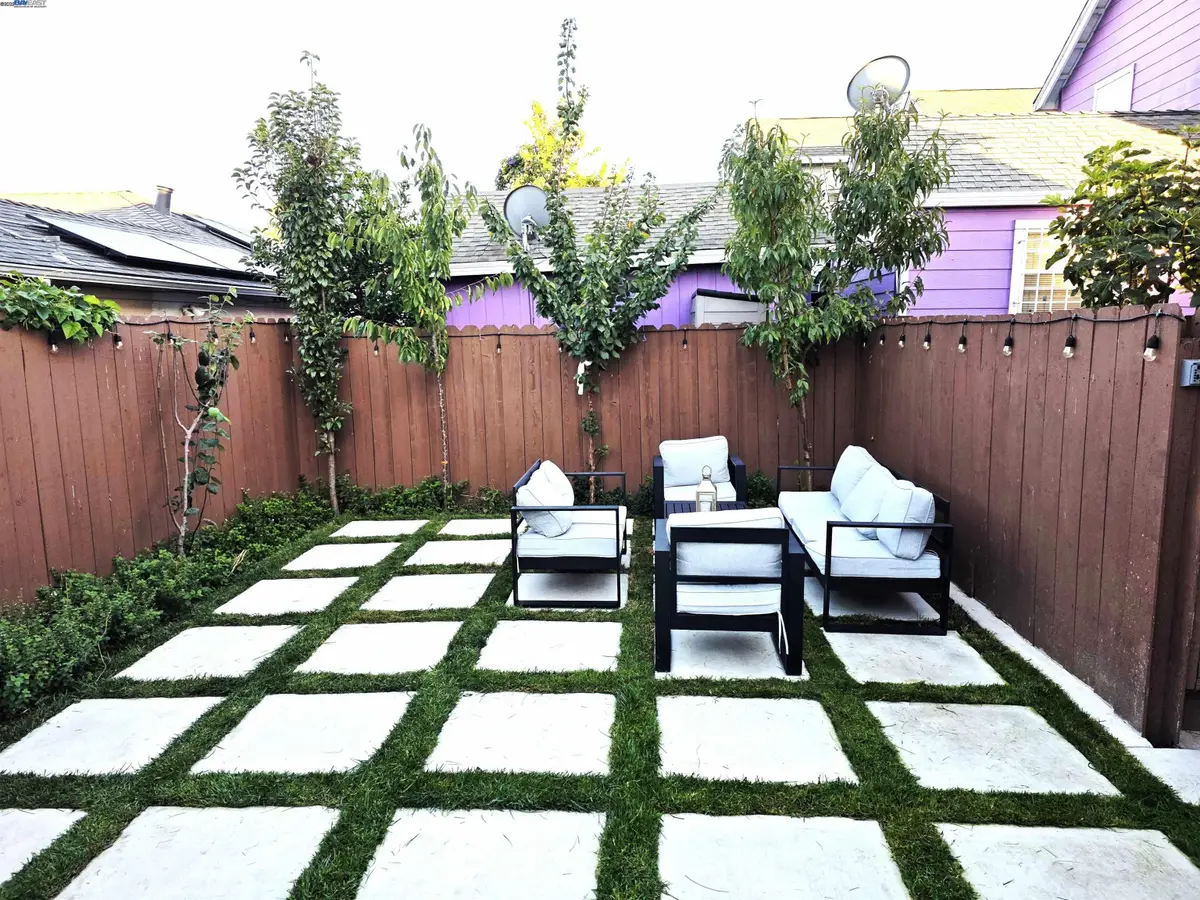 10468 West Court, Oakland, CA 94603 - Image #1